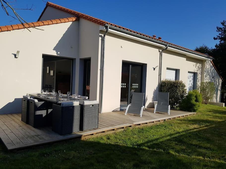 9 Pers 160 M² +Jardin- 10Mn Nantes -30Mn Mer Бугене Екстер'єр фото
